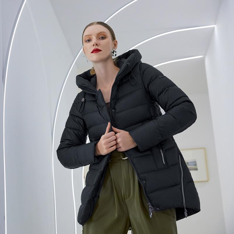 Women's hooded winter parka